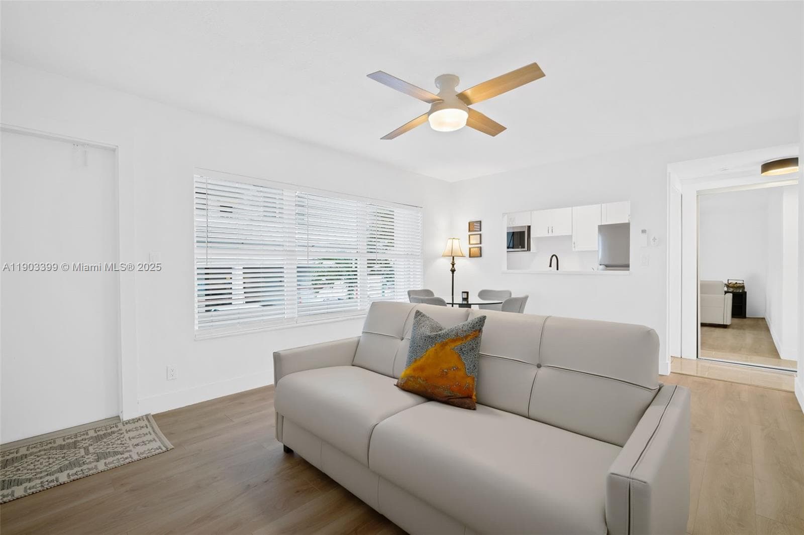 9241 Collins Ave 11 photo 7