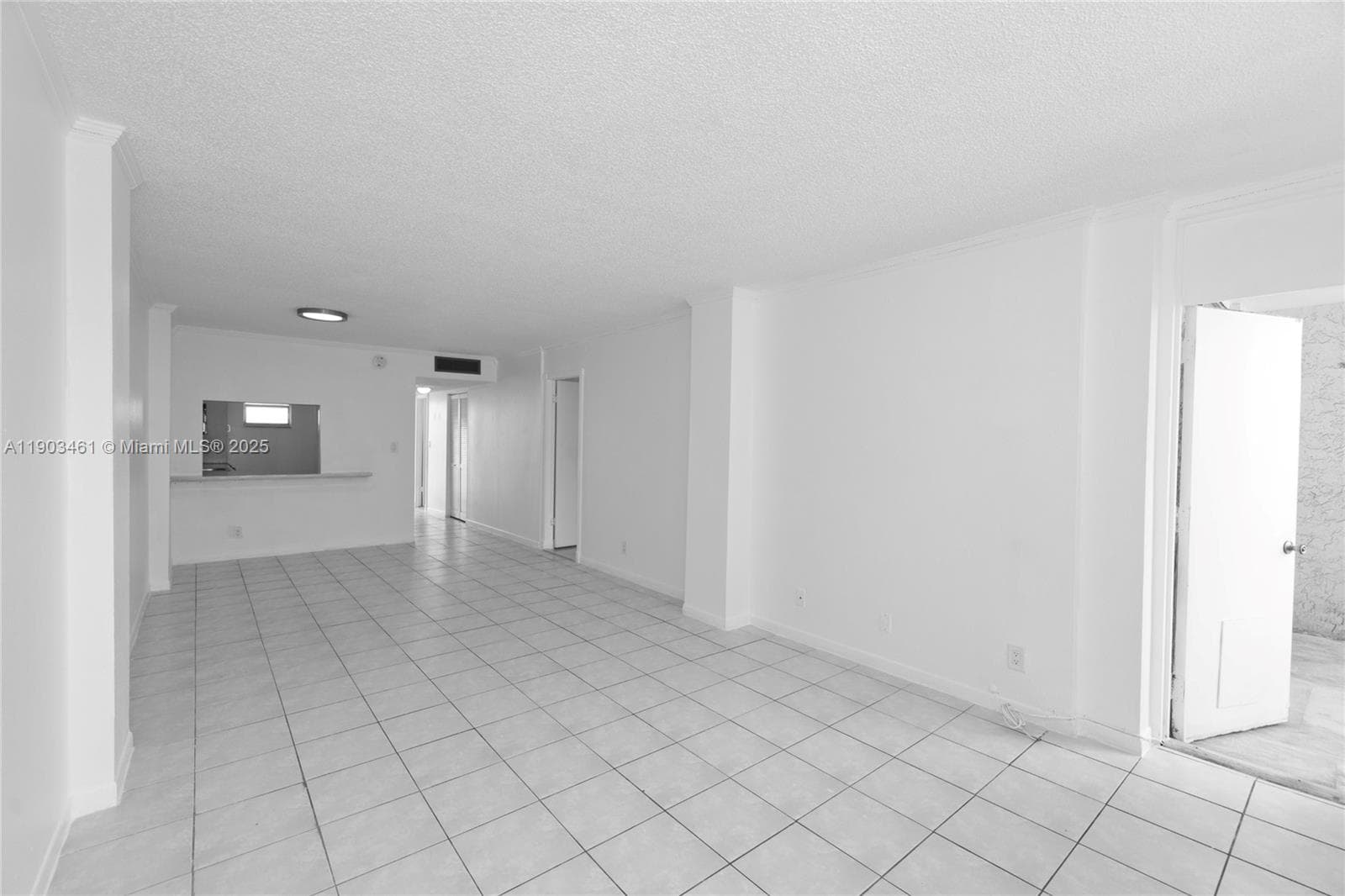 2903 N Miami Beach Blvd 806 photo 12