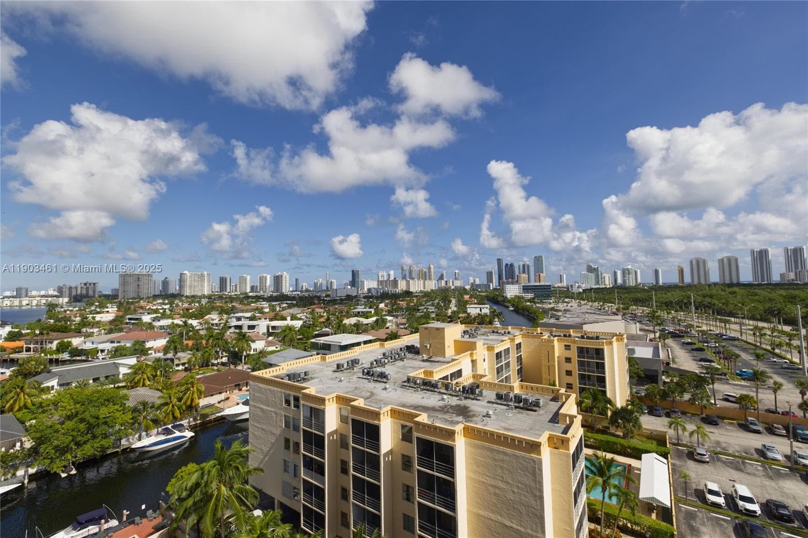 2903 N Miami Beach Blvd 806 photo 25