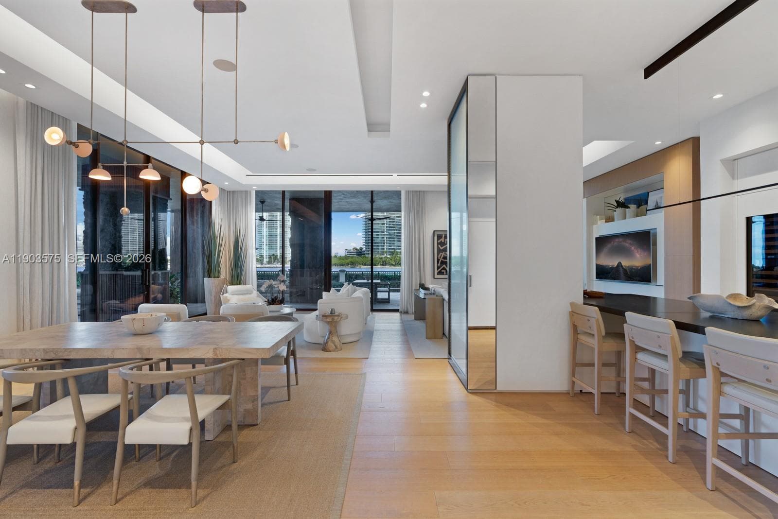 6800 Fisher Island Dr 6811 photo 5