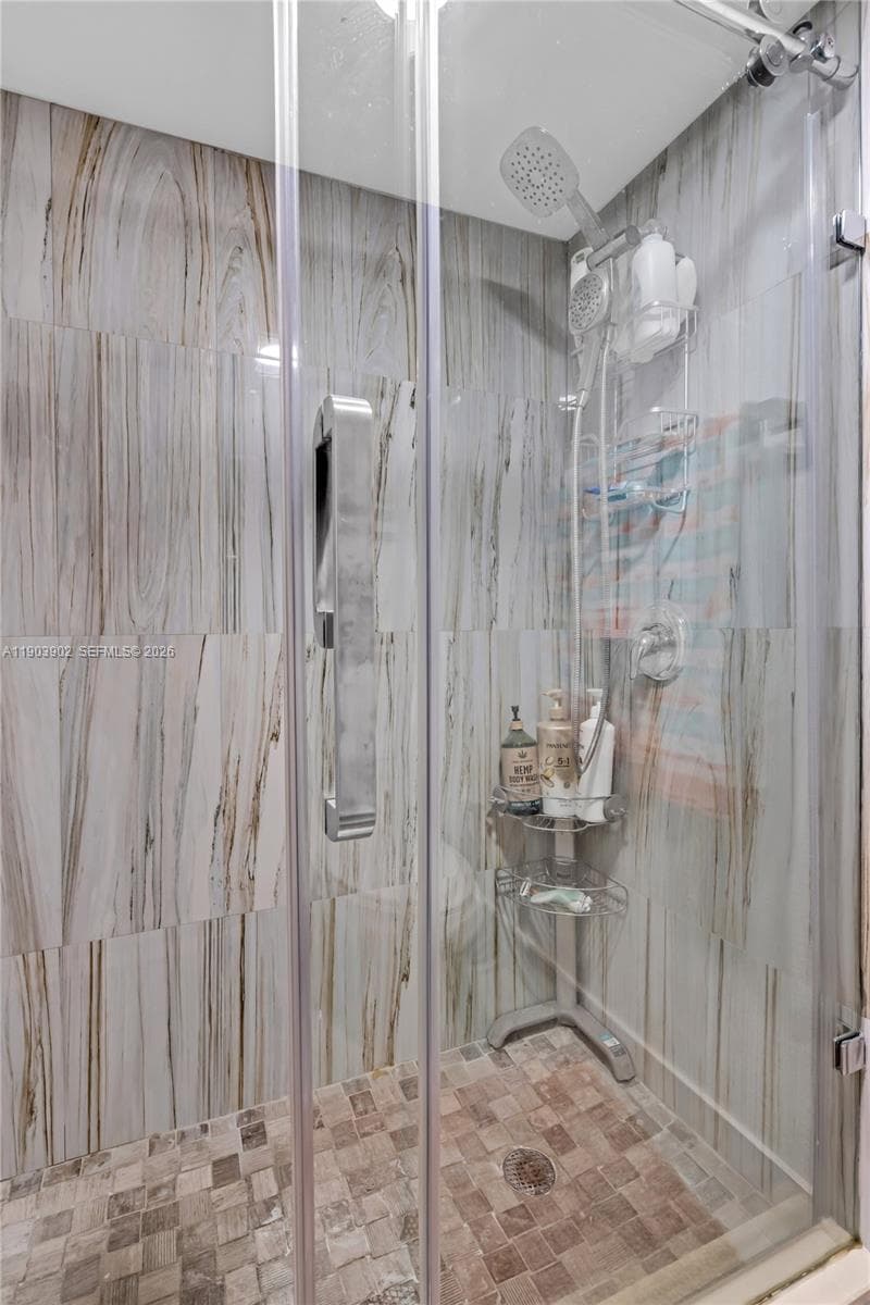 455 Paradise Isle Blvd 106 photo 13