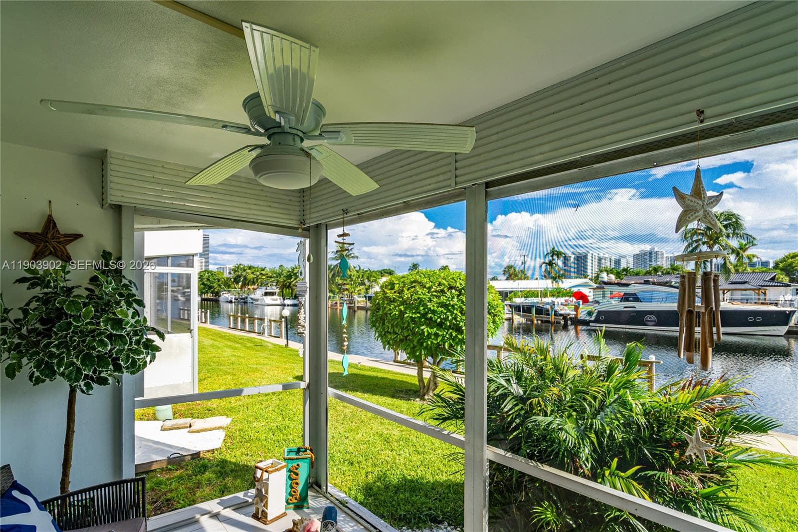 455 Paradise Isle Blvd 106 photo 1