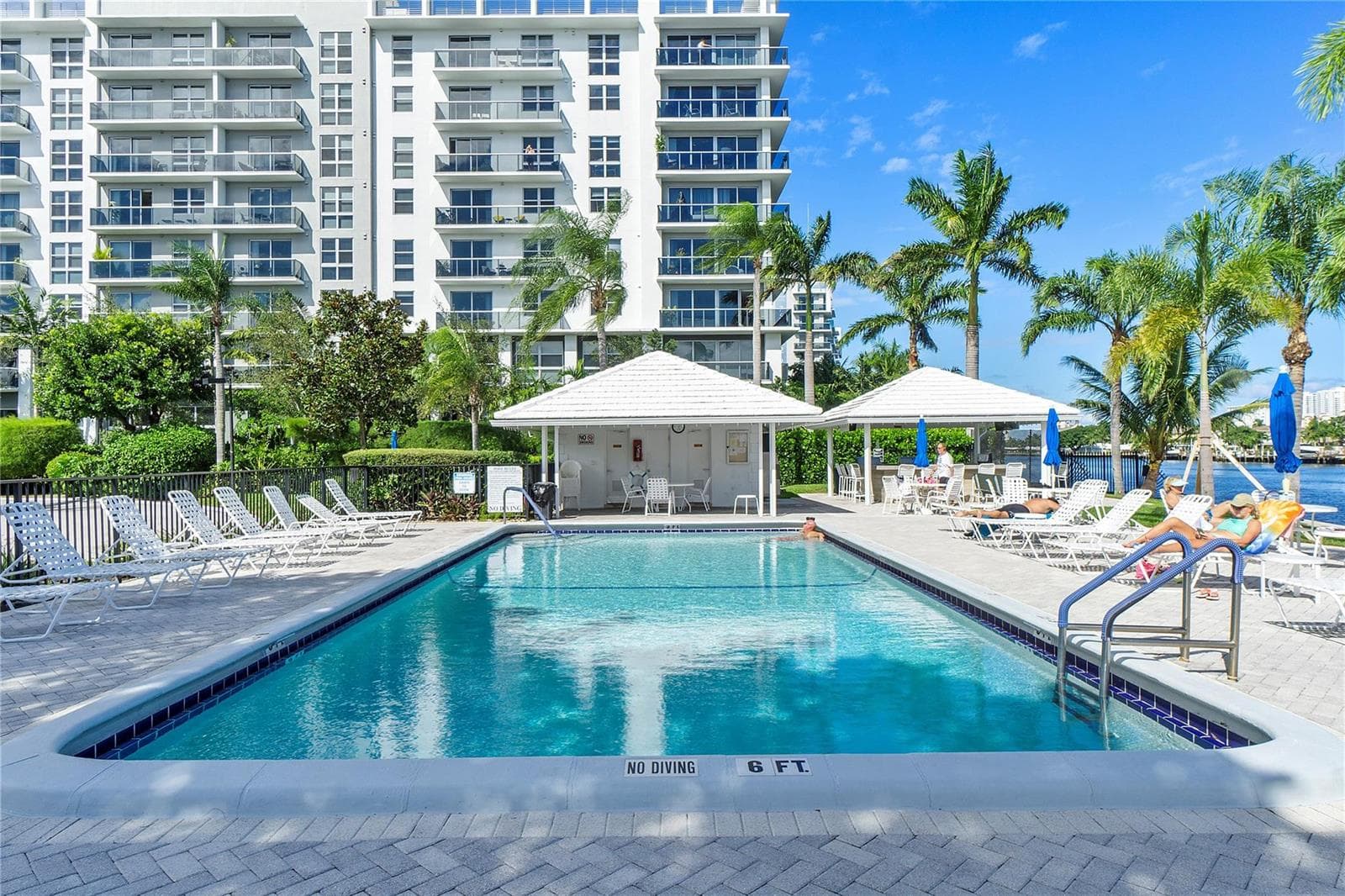 6205 Bay Club Drive 3 photo 20