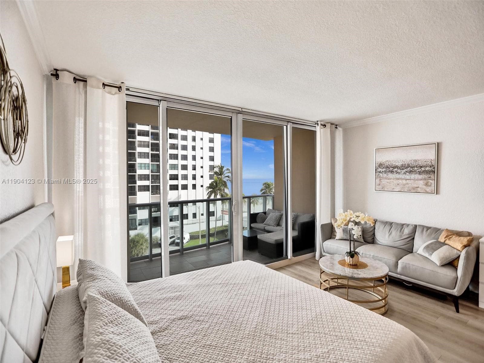 2501 S Ocean Dr 505 photo 6