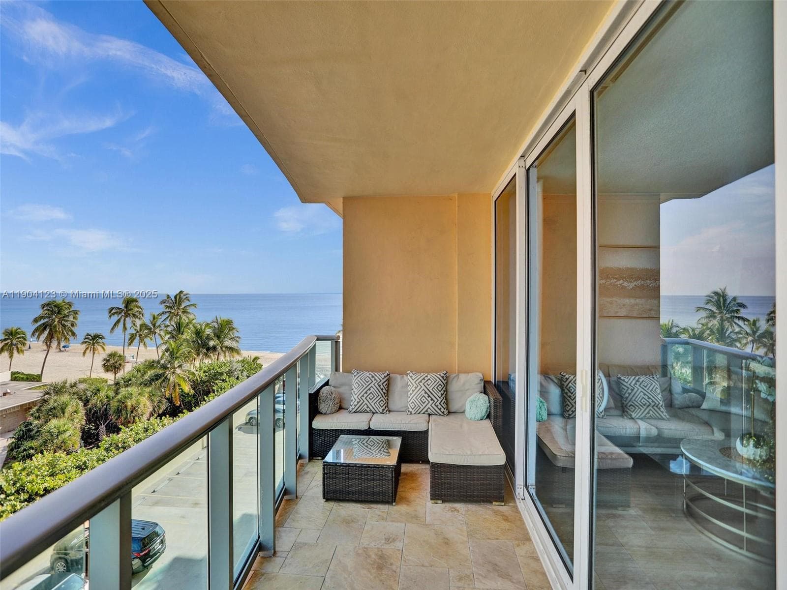 2501 S Ocean Dr 505 photo 13