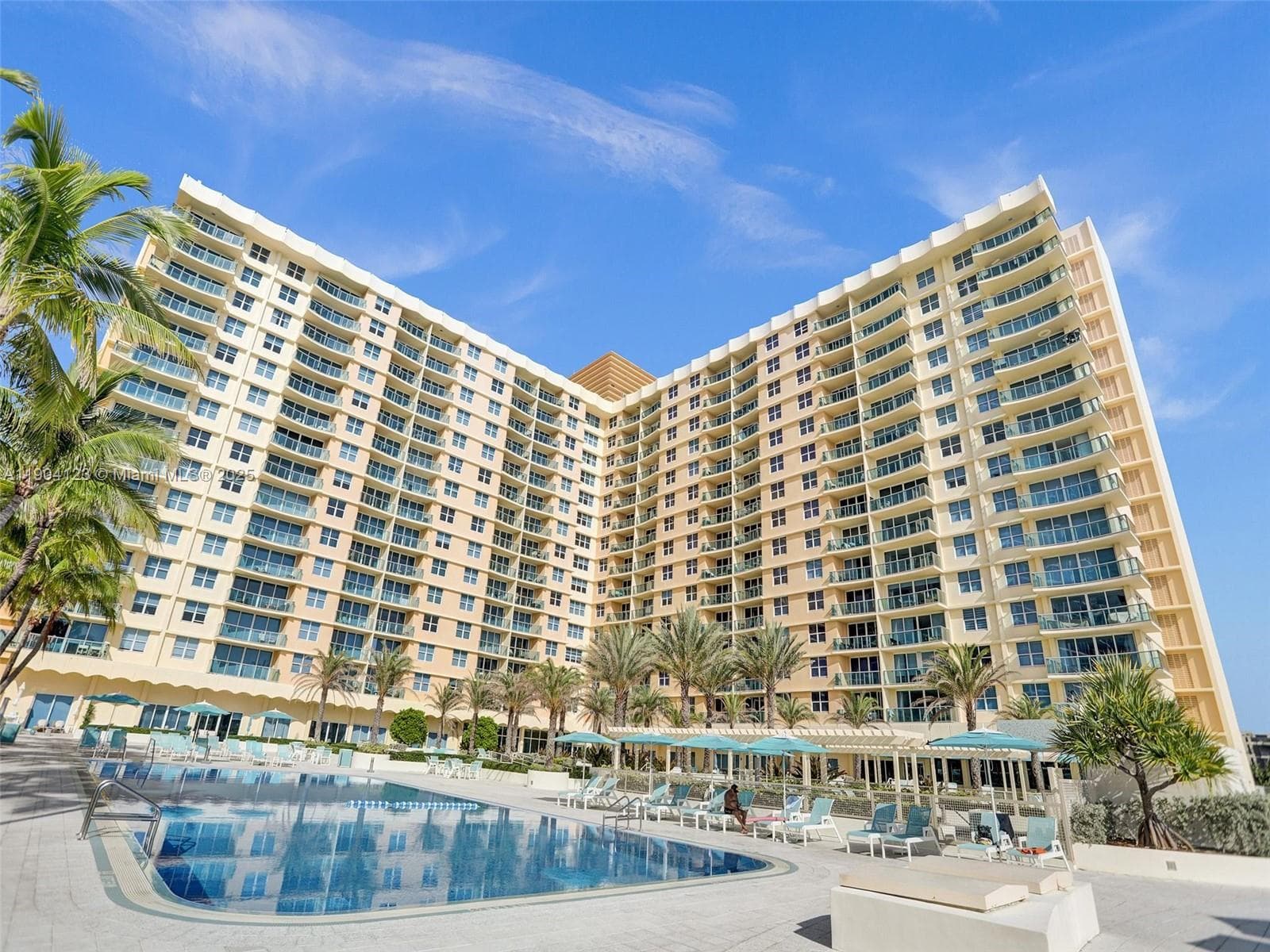 2501 S Ocean Dr 505 photo 19