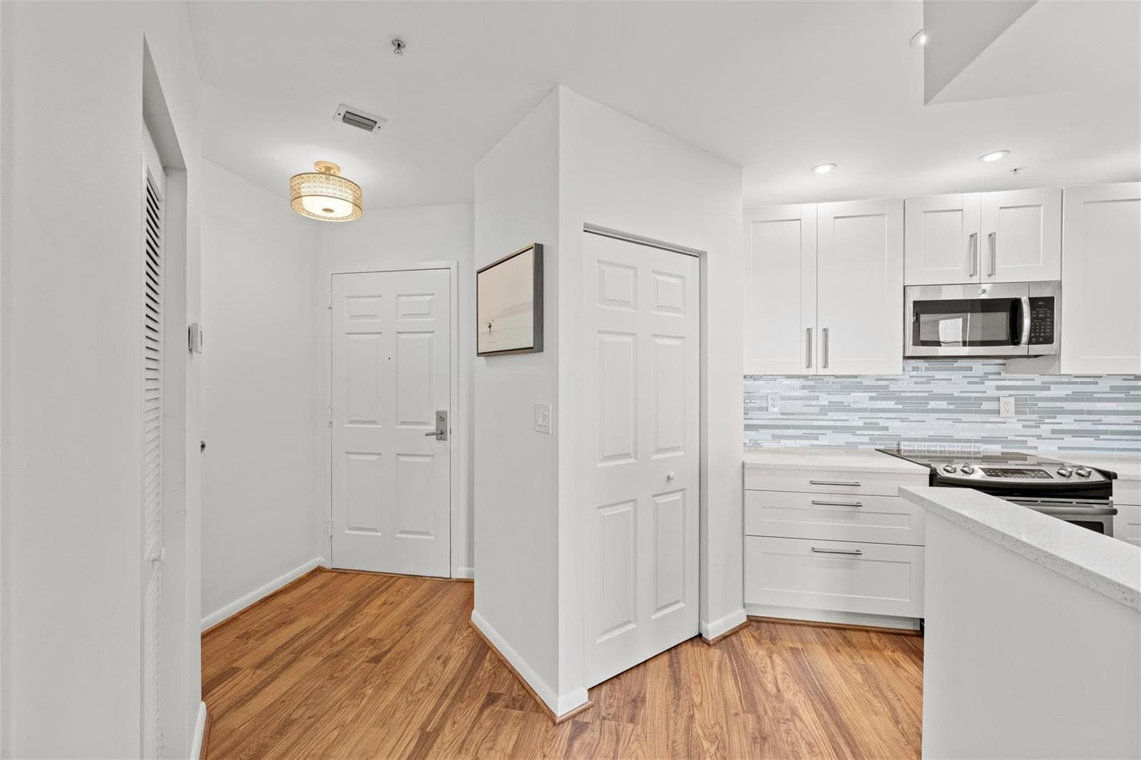 3020 NE 32nd Avenue Ph11 photo 5