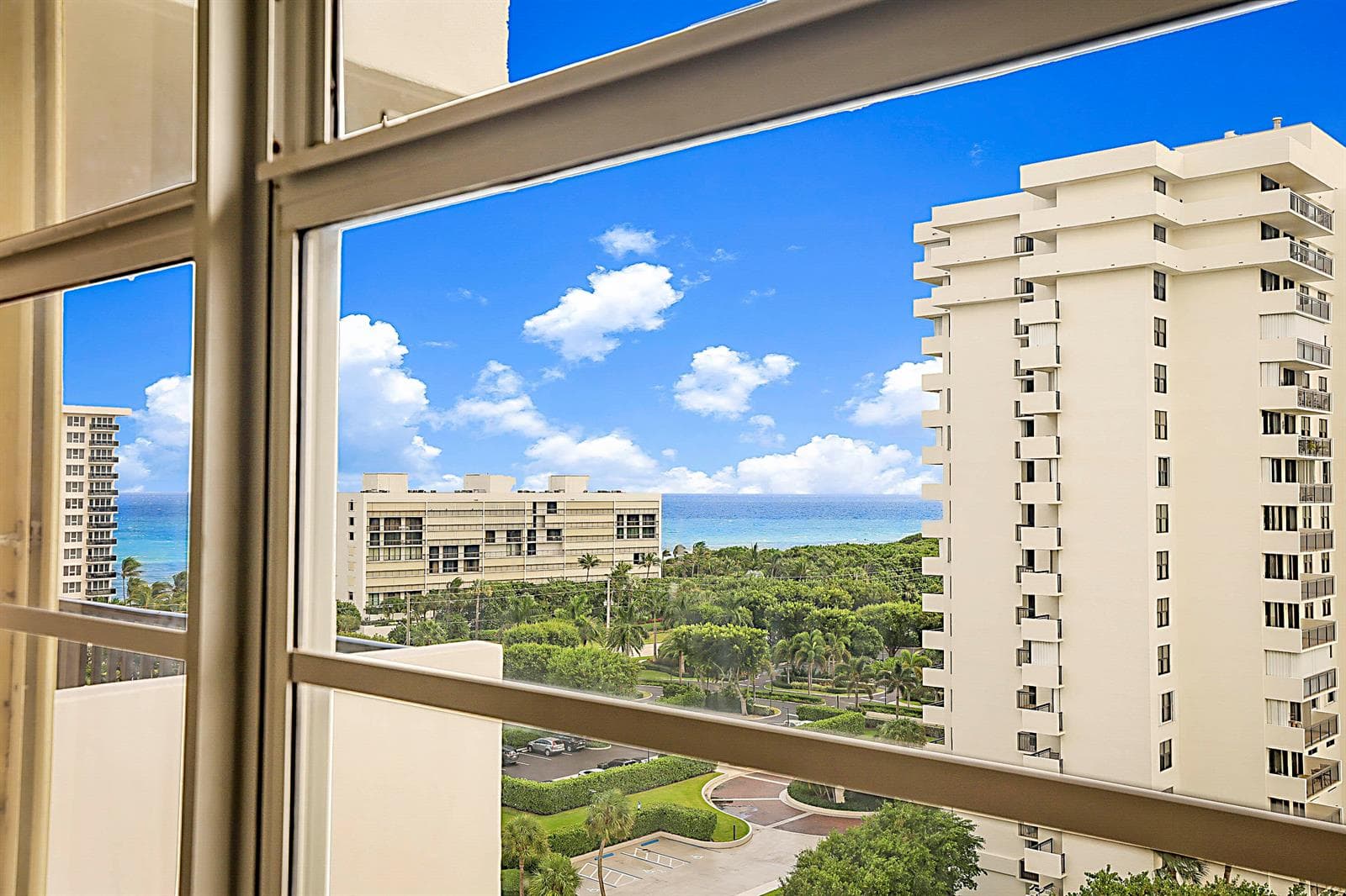 2121 N Ocean Boulevard 1105w photo 17