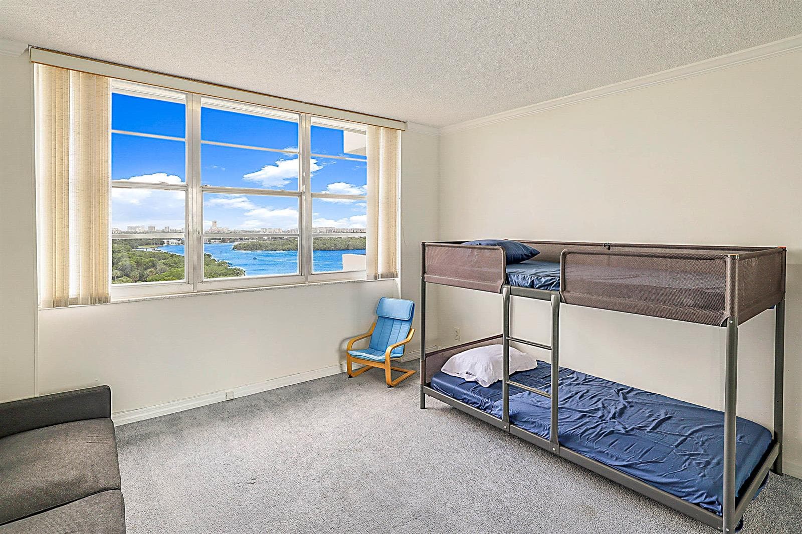 2121 N Ocean Boulevard 1105w photo 22