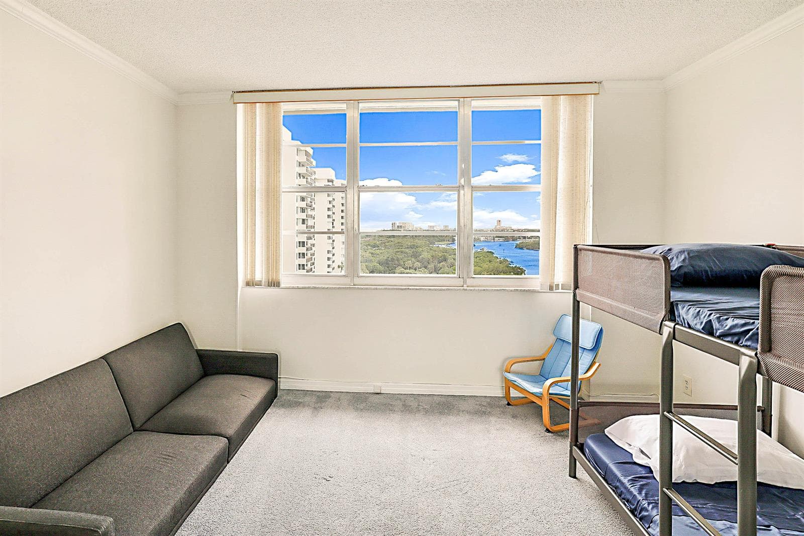 2121 N Ocean Boulevard 1105w photo 25