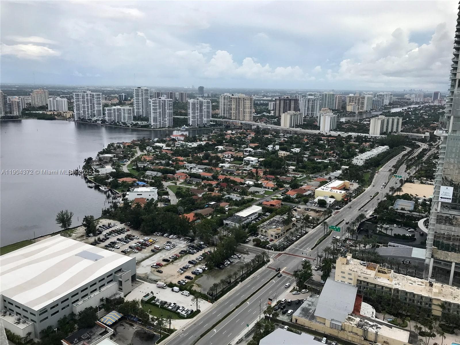 18201 Collins Ave 5104 photo 2