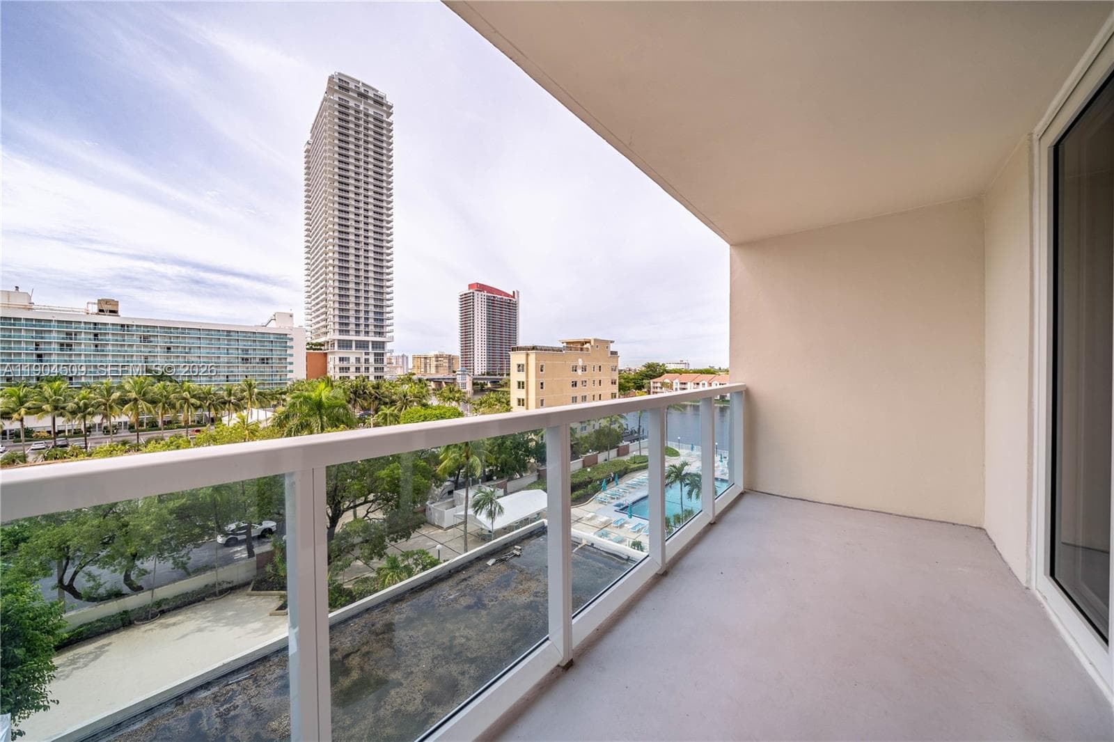 3800 S Ocean Dr 508 (AVAILABLE NOW) photo 11