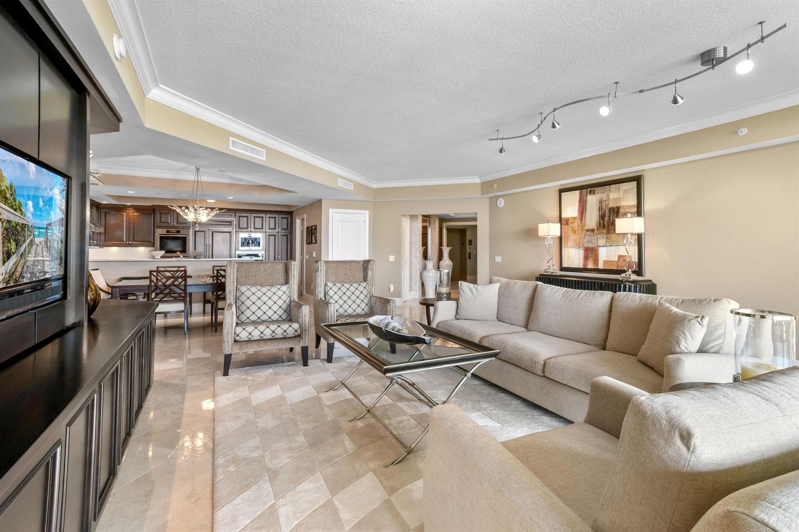 5050 N Ocean Drive 703 photo 4