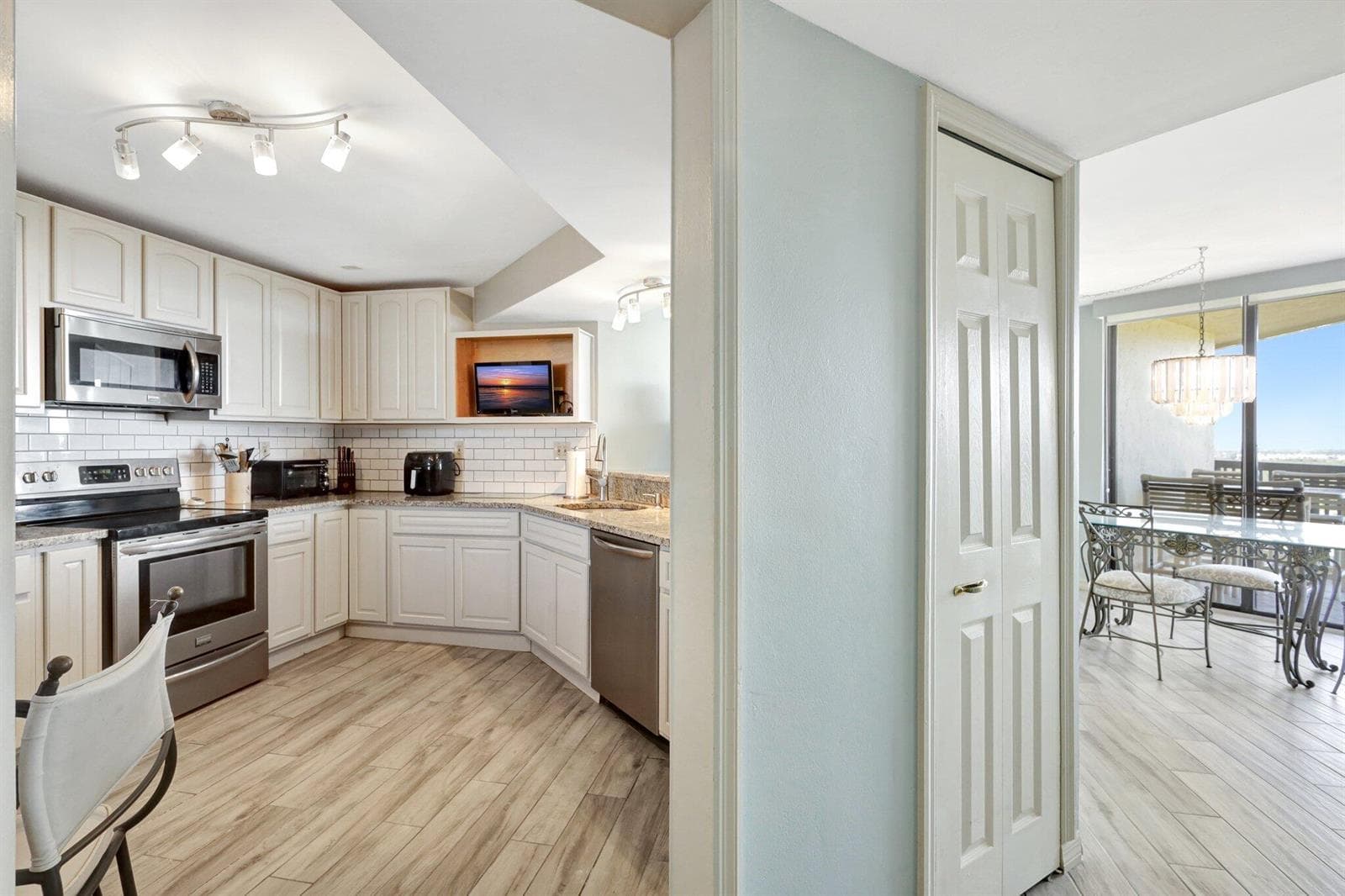 9500 S Ocean Drive Ph-10 photo 4