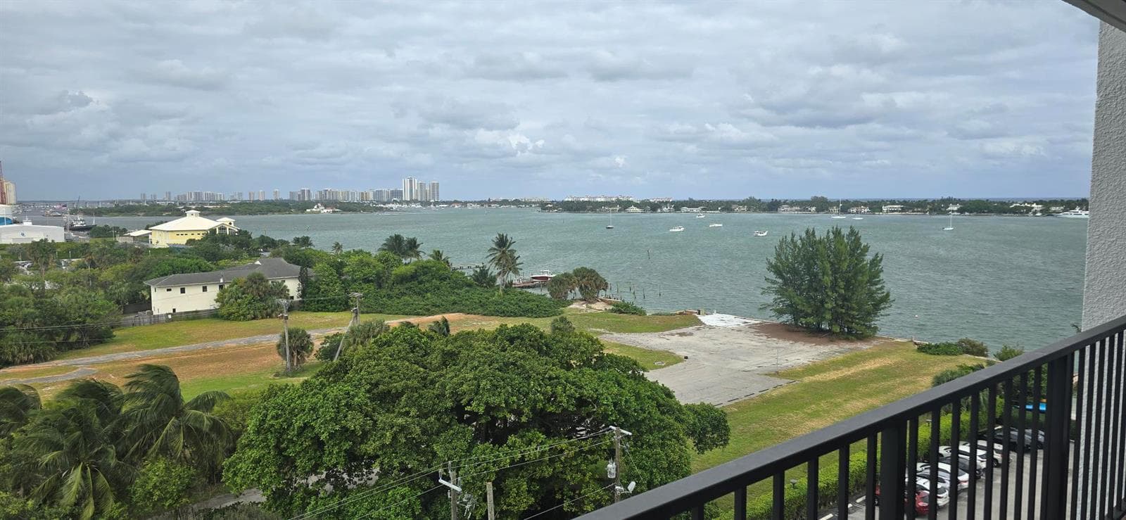 5600 N Flagler Drive 801 photo 20