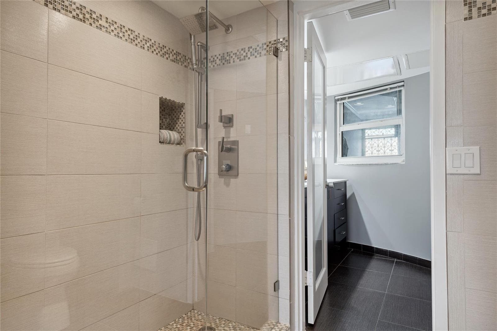 333 Sunset Drive 207 photo 16