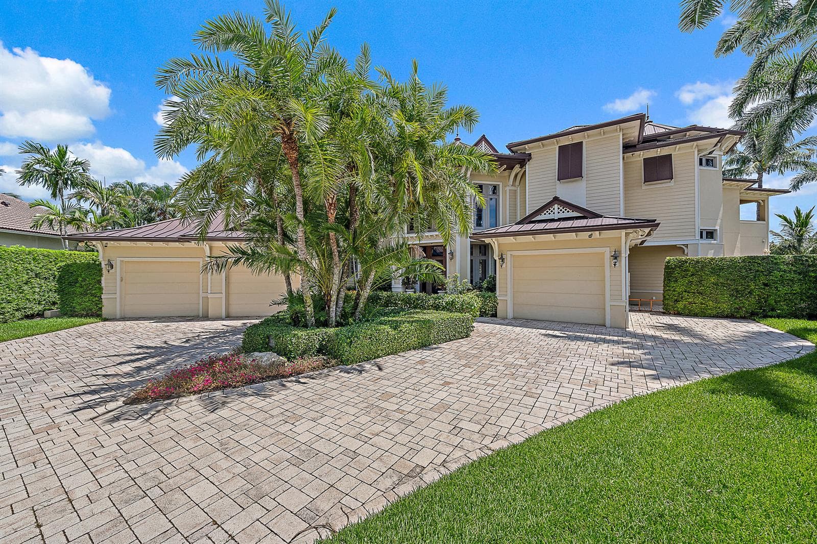 2365 Azure Circle photo 12