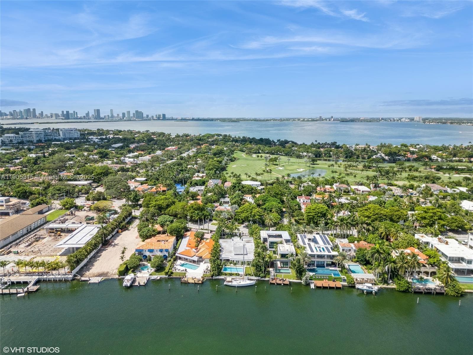 5161 Collins Ave 911 photo 25