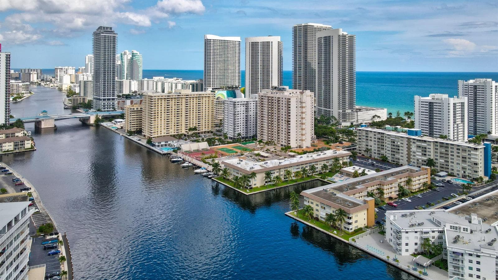 1891 S Ocean Drive 202 photo 1