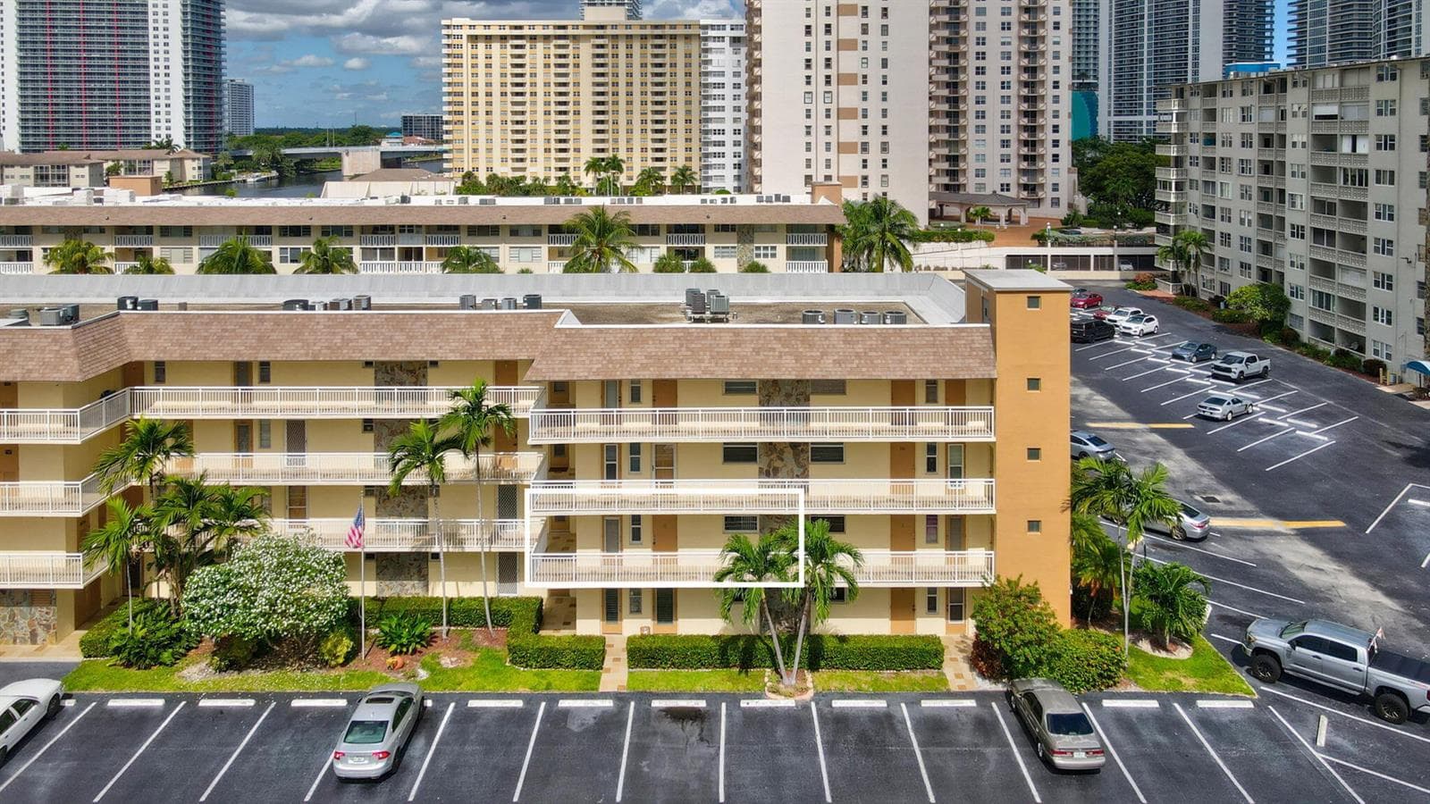 1891 S Ocean Drive 202 photo 24