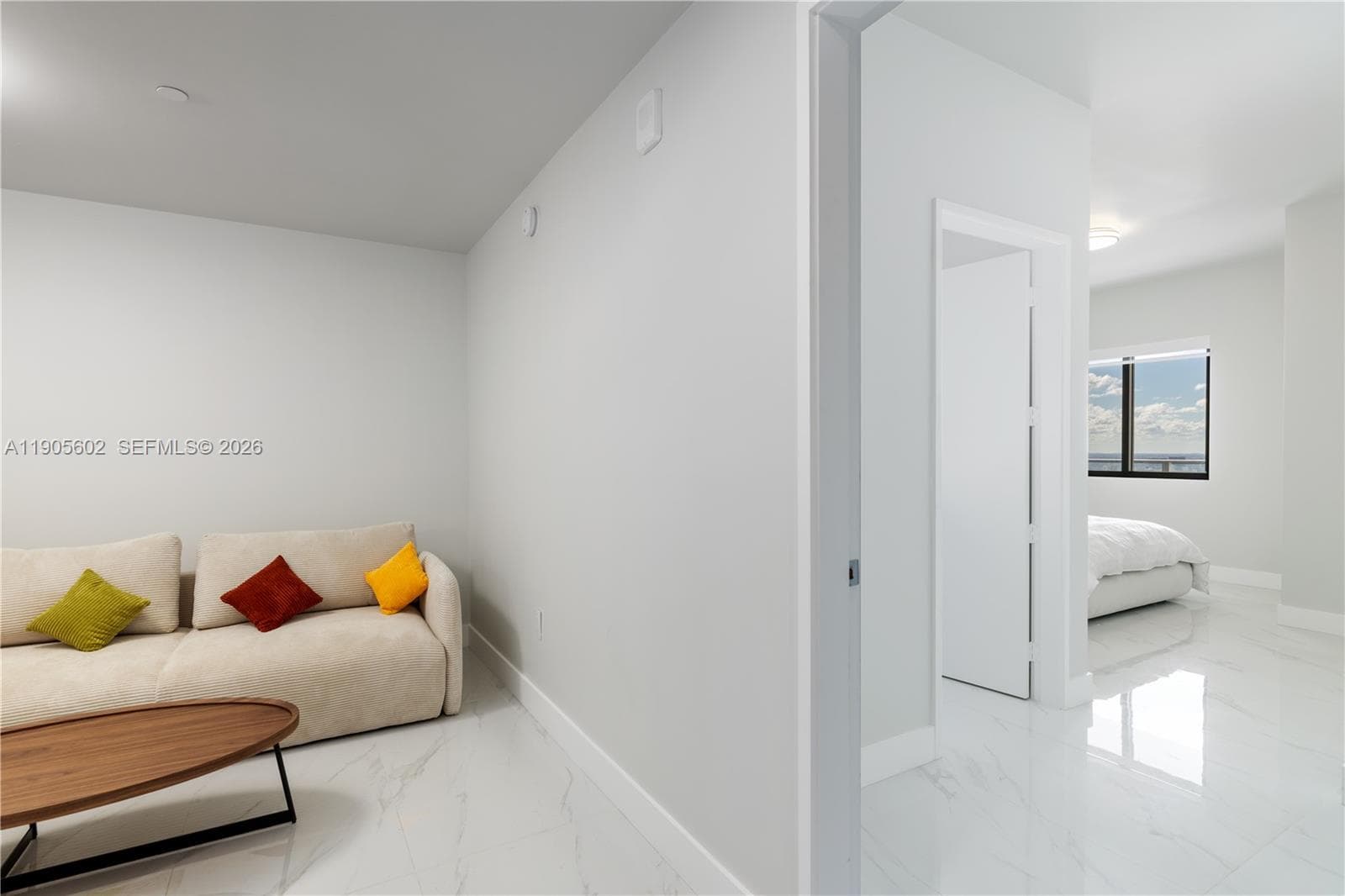 700 24th St 4002 photo 15