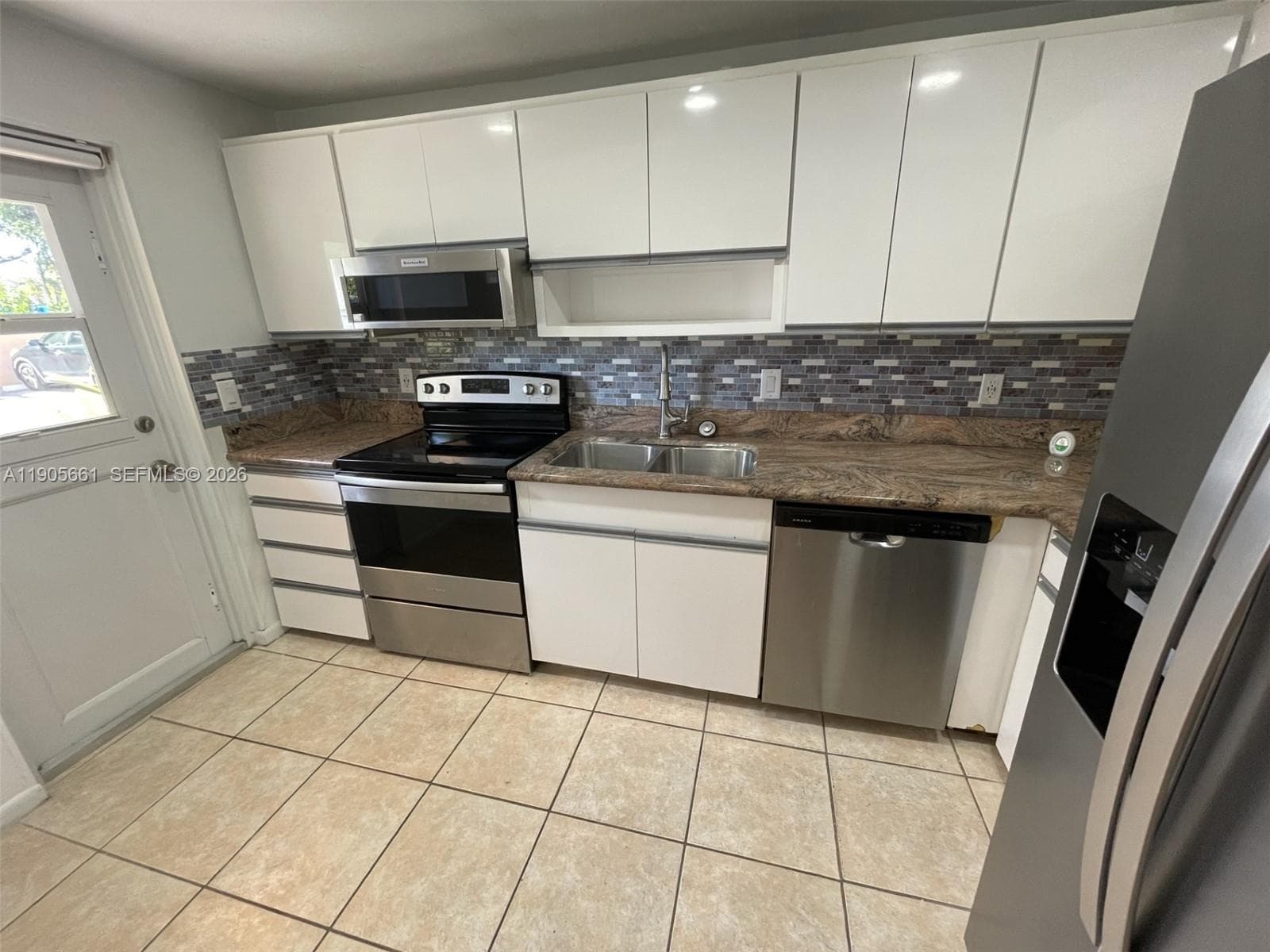 4500 N Federal Hwy 102A photo 1