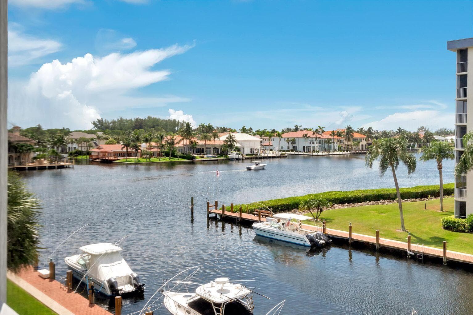 1 Harbourside Drive 1103 photo 4
