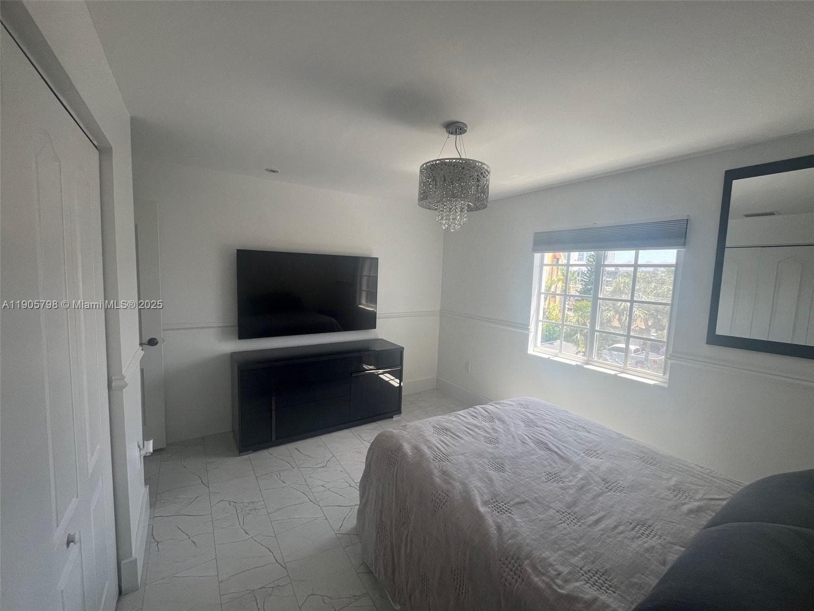 3915 168th St 3915 photo 17