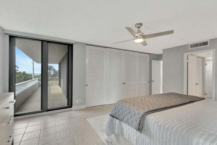 5550 N Ocean Drive 2b photo 12
