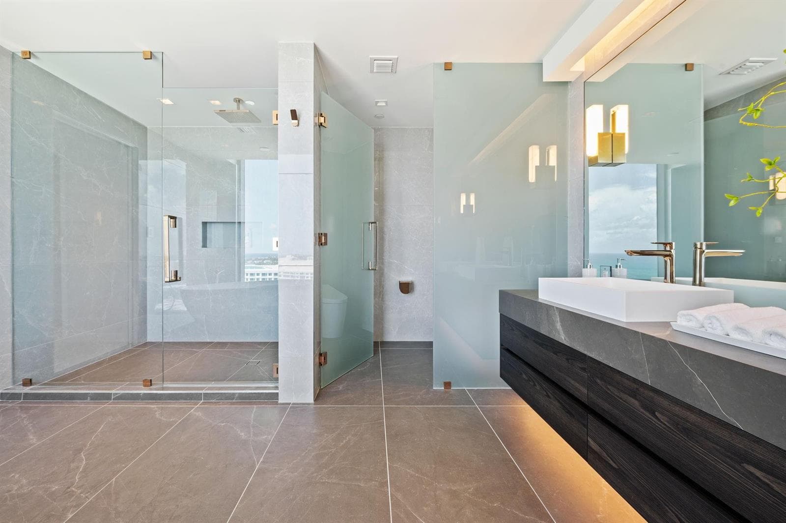 1116 N Ocean Boulevard 1606 photo 21