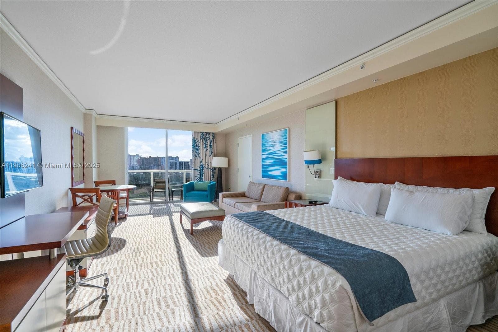 18001 Collins Ave 1117 photo 9
