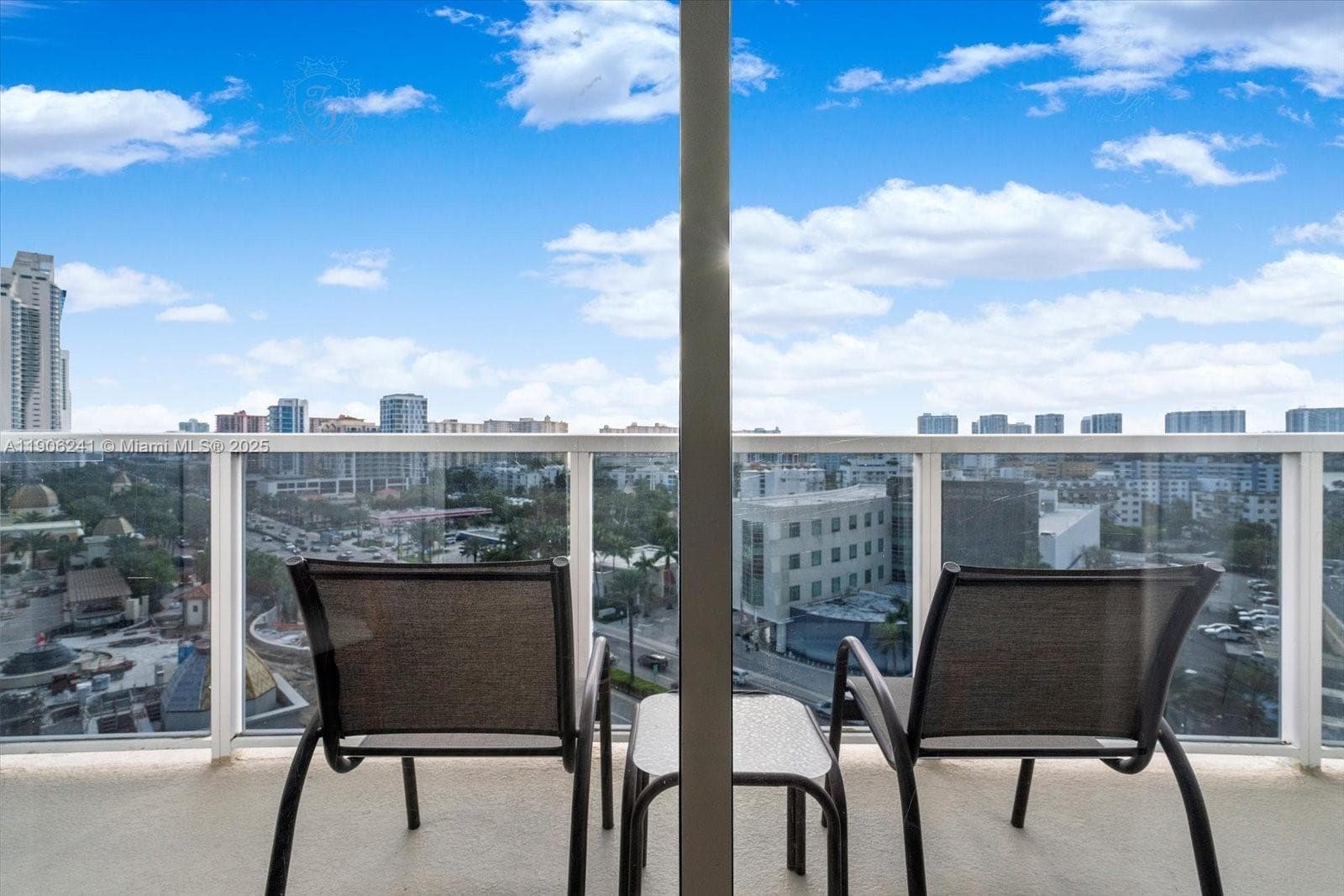18001 Collins Ave 1117 photo 11
