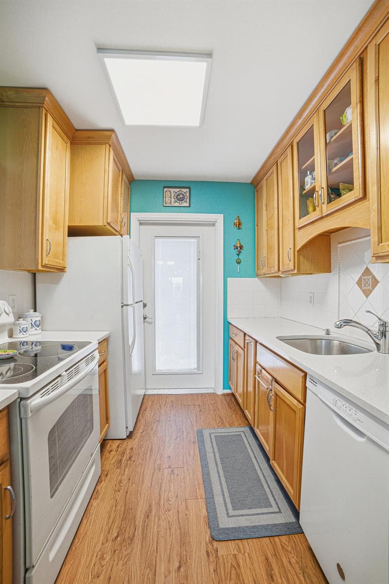 112 Doolen Court 302 photo 22