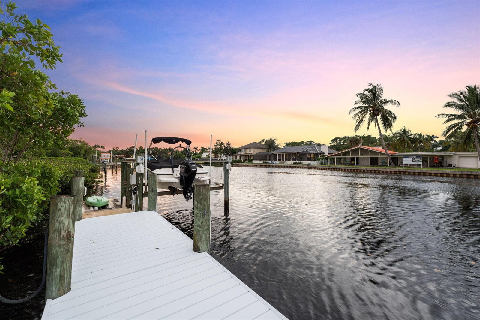 18499 SE Palm Island Lane photo 10