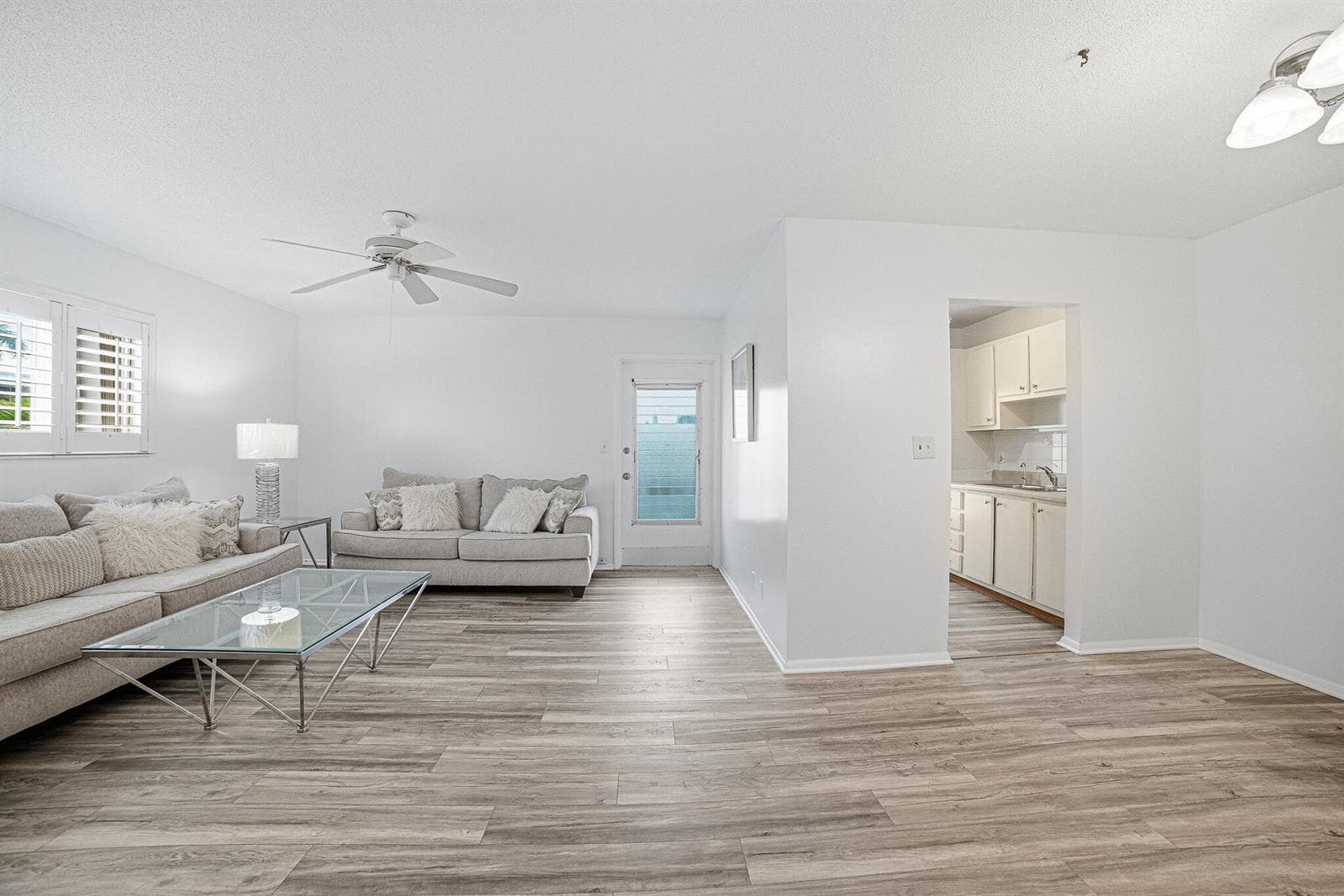 101 Doolen Court 201 photo 16