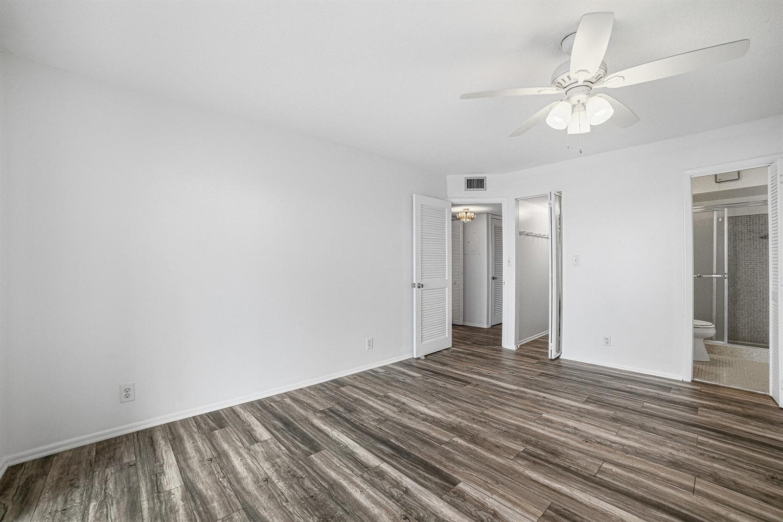 101 Doolen Court 201 photo 22