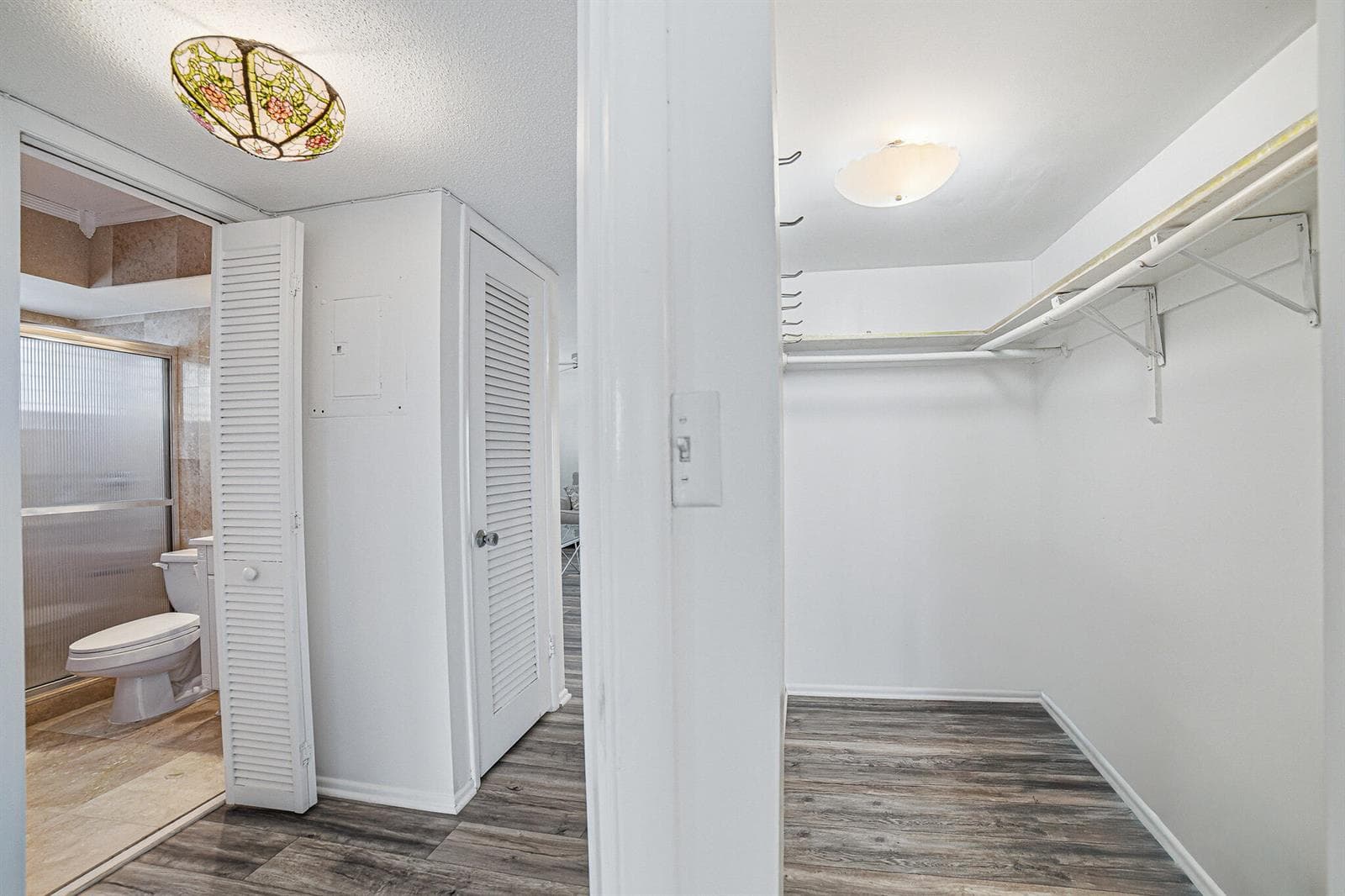 101 Doolen Court 201 photo 24