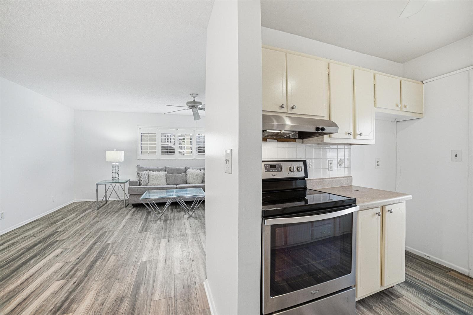 101 Doolen Court 201 photo 18