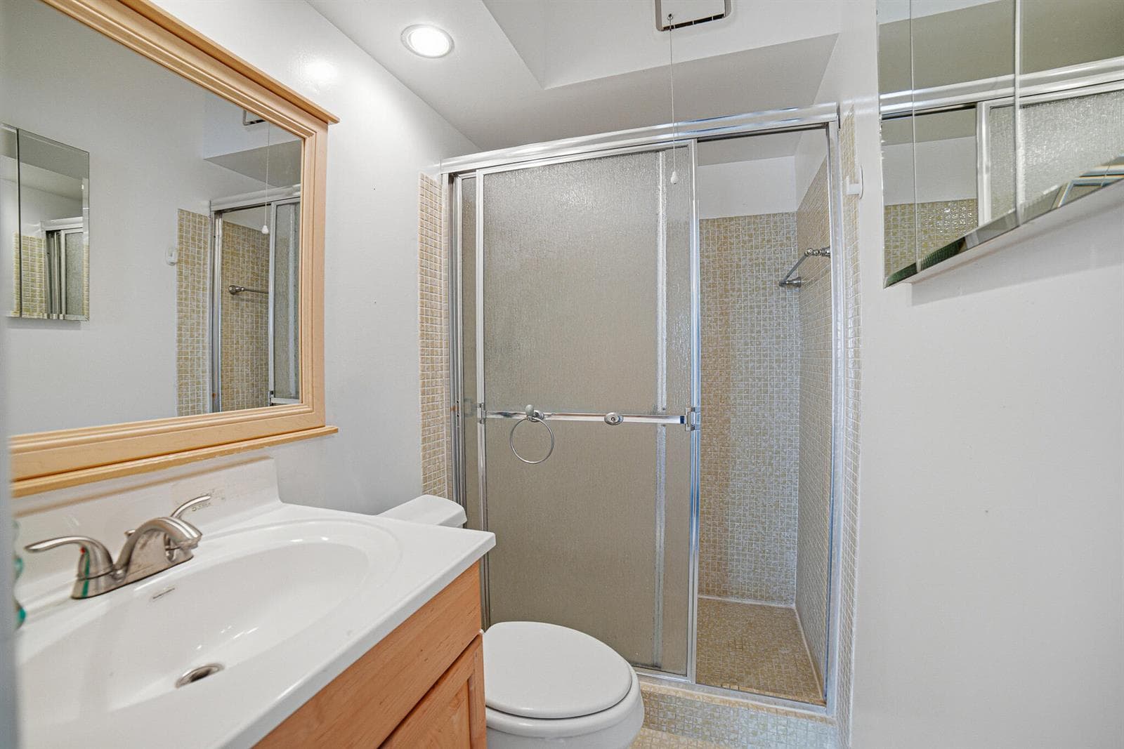 101 Doolen Court 201 photo 25