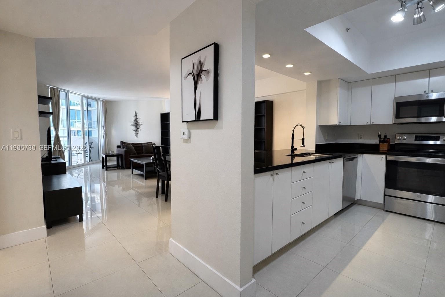 17375 Collins Ave 1505 photo 1