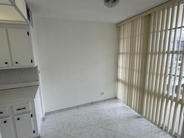 230 174th Street 1416 photo 10
