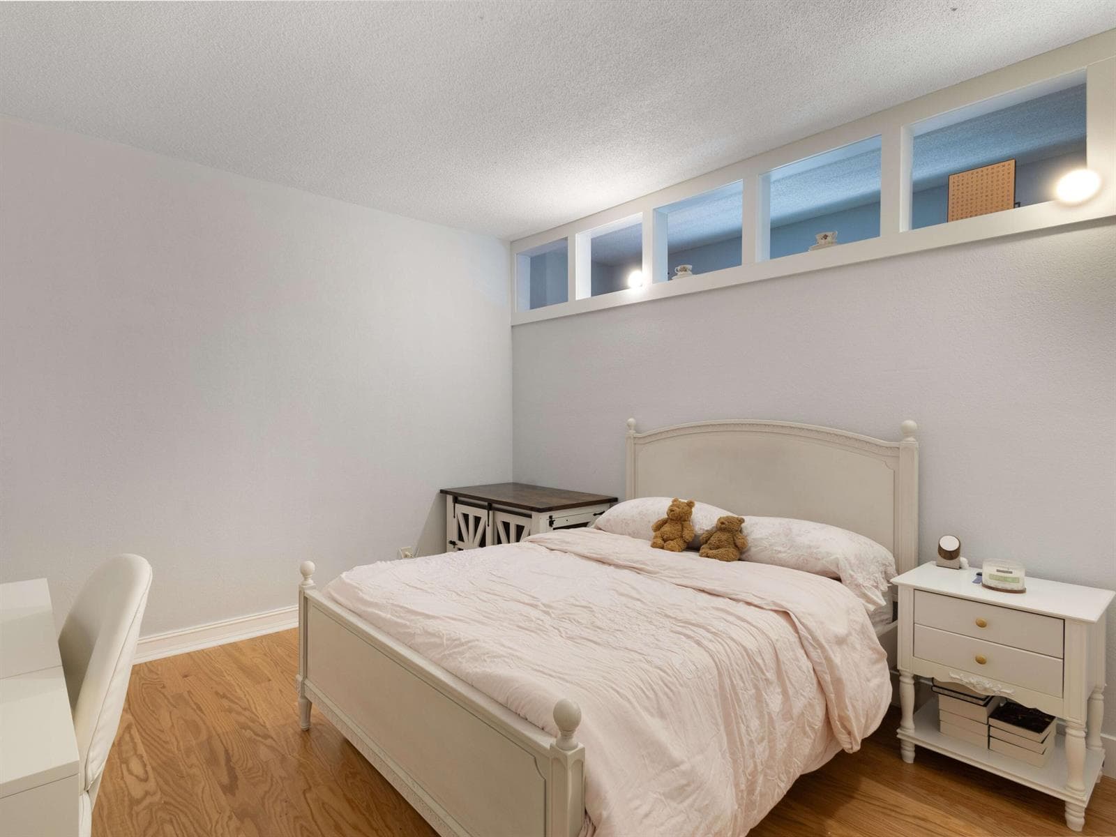 701 NE Harbour Terrace 2140 photo 19