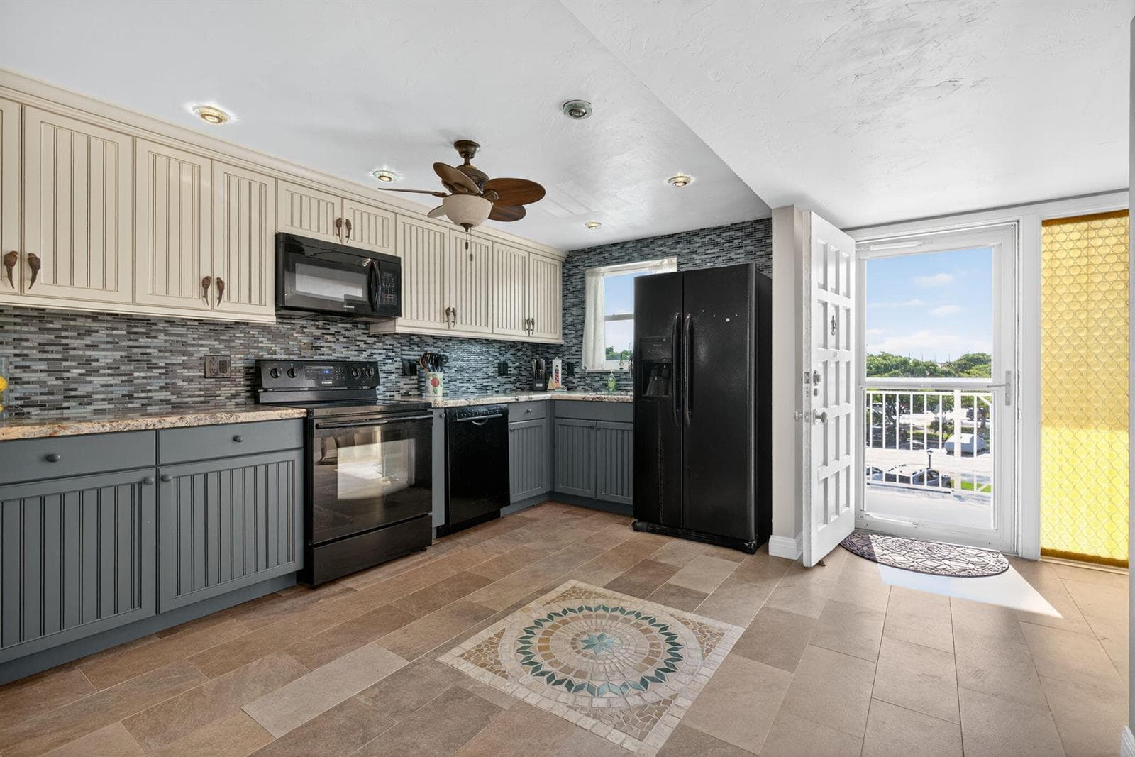36 Yacht Club Drive 307 photo 7
