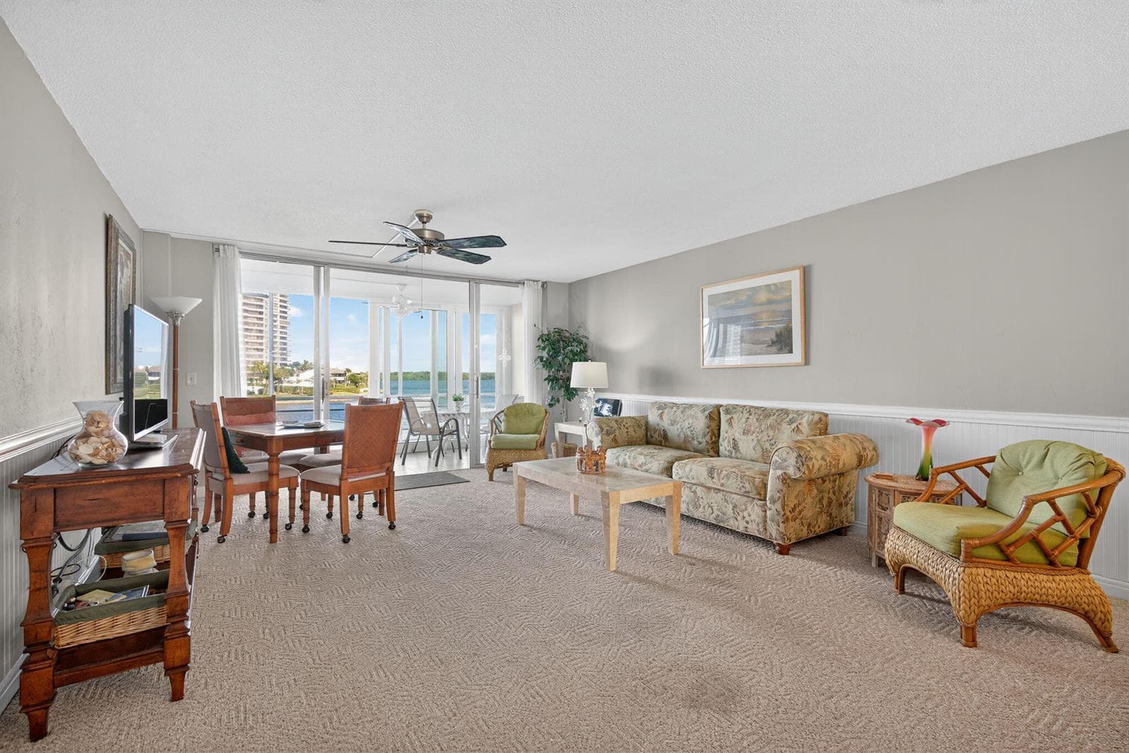 36 Yacht Club Drive 307 photo 4