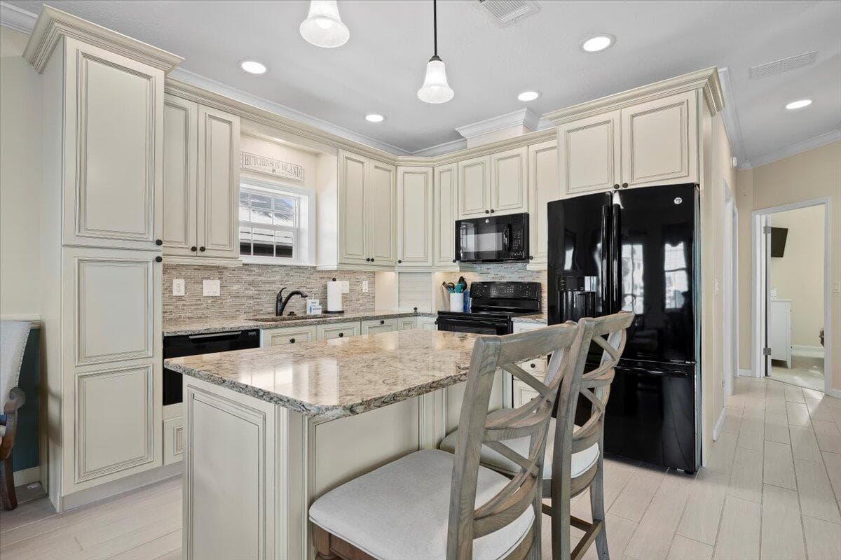 10701 S Ocean Drive 827 photo 17