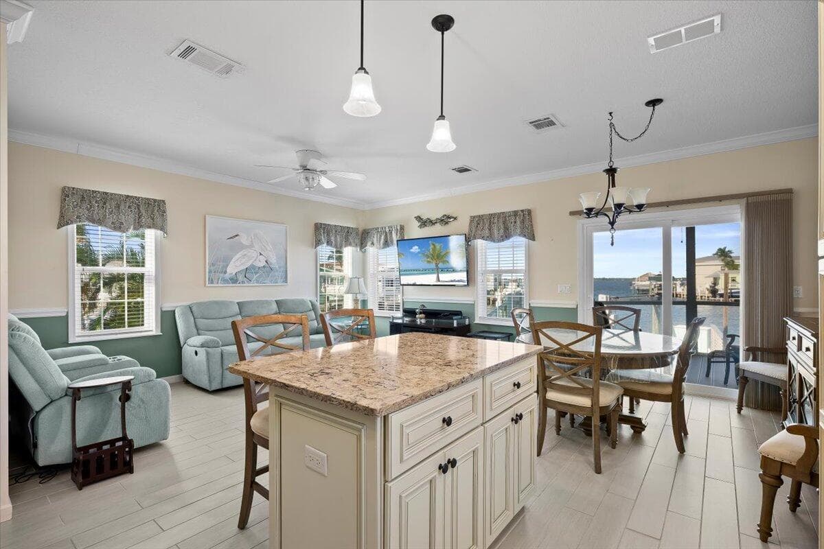 10701 S Ocean Drive 827 photo 16