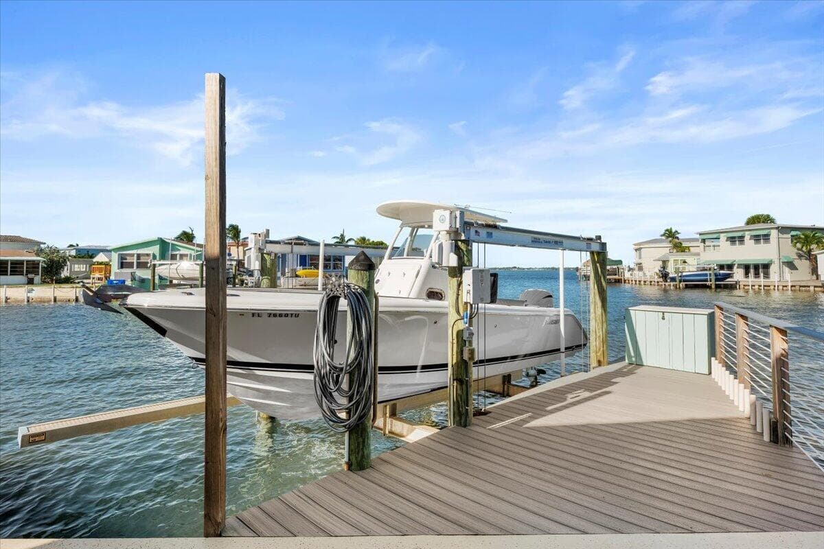 10701 S Ocean Drive 827 photo 7