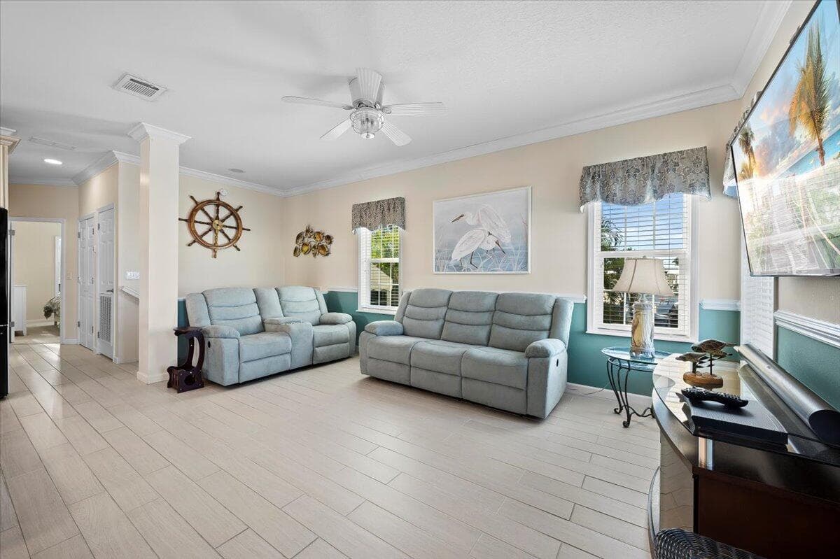10701 S Ocean Drive 827 photo 14