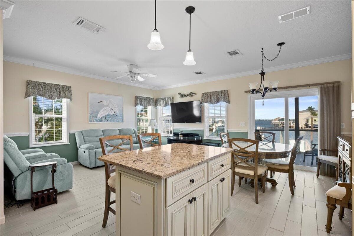10701 S Ocean Drive 827 photo 15
