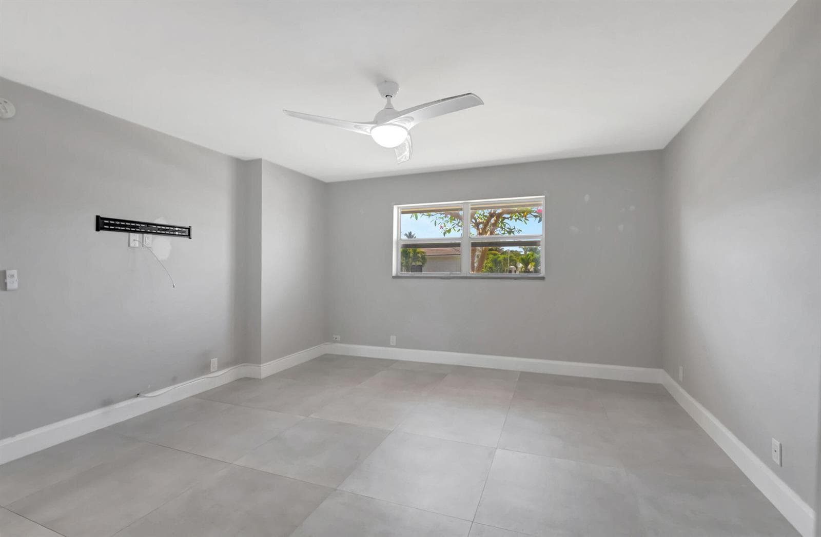 750 NE Spanish River Boulevard 103 photo 20
